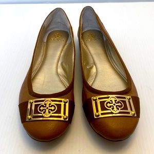 ISOLA Slippers Size 8 1/2 NWT